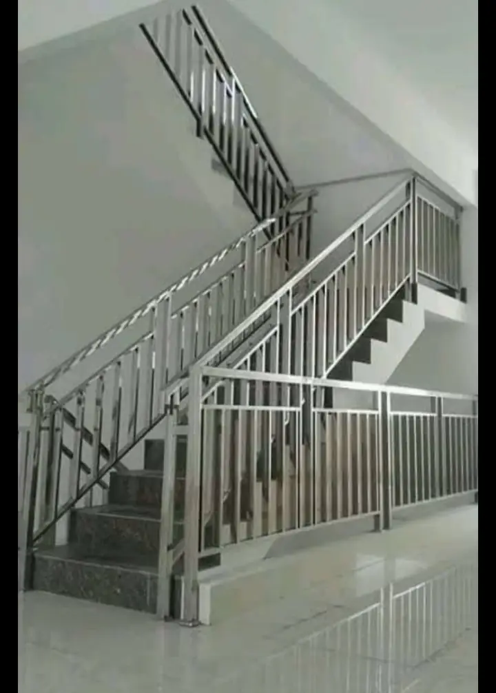 Railing Tangga Stainless Steel — hasil fabrikasi Master Stainless